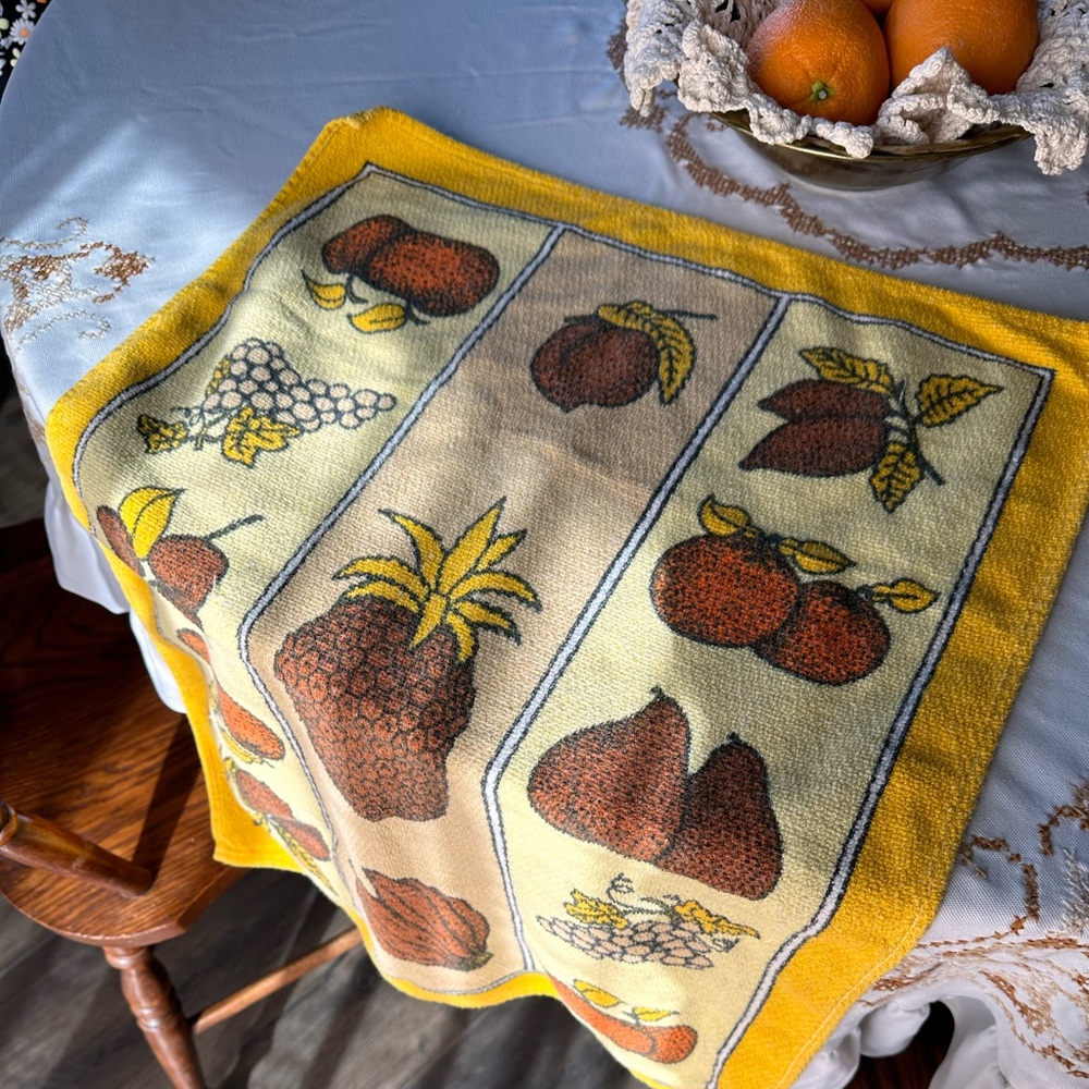 70s Kitchen Towel